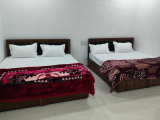 Neta Ji Hotel - 4