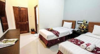 Malioboro Garden Hotel Yogyakarta - 4