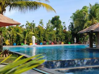 Thong's Inn Hotel Kualanamu - Medan - 0