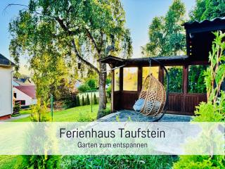 Ferienhaus Taufstein II - 3 Schlafzimmer - Garten -Spielzimmer & Terrasse mit Grill - bis 7 Gäste - 8