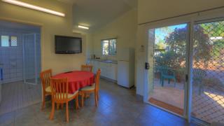 Batchelor Holiday Park - Batchelor - 9