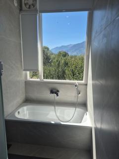 Whistling Thrush Villa - abode in an apple orchard in Naggar, Manali - 3