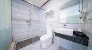 Jun Hotel Guangxi Wuzhou Changzhou District Fengye Garden - 1