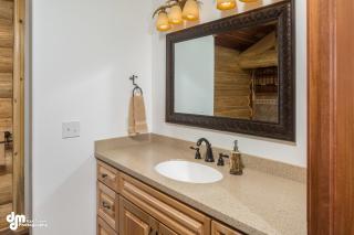 Alaska Knotty Pine B&B - 1