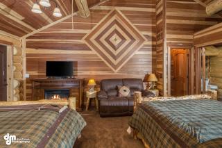 Alaska Knotty Pine B&B - 2