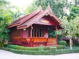 Chuanthanapanya Resort - Amphoe Sawang Daen Din - 3