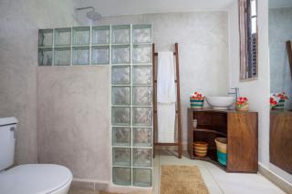 Ras Kikadini Beach House Kenya - 6