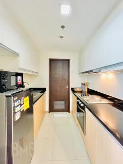 1 Spacious 2BR Apartment - 4