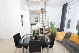 Private Luxury Ensuite Room Greater London, Free Parking Gatwick 15MIN - 3