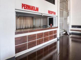 OYO Flagship 91534 Wisma Metro Permai - 3