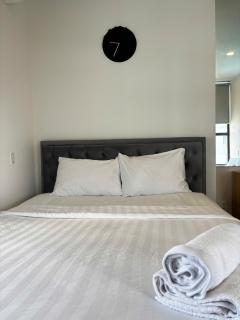 Rivergate Residence Central - Infinity swimming pool - 0