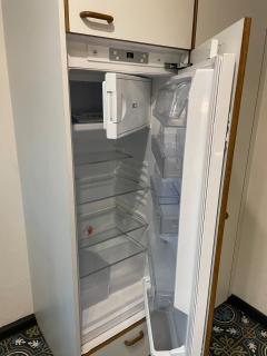 1-bed room Apartment in lively Kreis 4, fireplace - 3