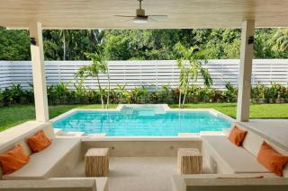 Modern Private Pool Villa - 3BR - 5 min to Beach - 1