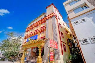 FabHotel Yazhini Residency - 2