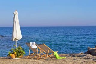 Case di Fiori Beachfront villa with terrace and direct beach access - 0