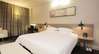 Jinjiang Inn Select Urumqi Midong Avenue - 8