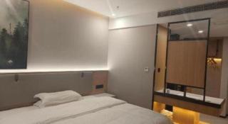GreenTree Inn Shanghai Songjiang WanDa Plaza RonGMEi Road Express Hotel - Songjiang - 2