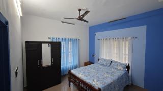 Elaris Homestay - 1