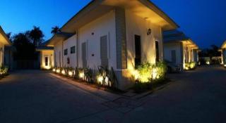 The Sixnature Resort Bangsaen - 2