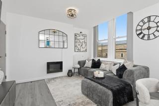 2 Bedroom Apartment Bradford City Centre 85 Smart TV Central Location - 7