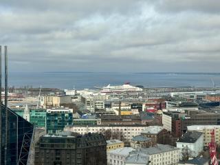 Skyscraper Seaview Apartments - 6