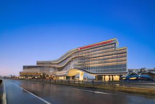 Hilton Garden Inn Huangshi Dinosaur Wonderland - 8