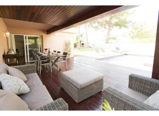 Casa con Piscina Privada, Barbacoa y Sala Juegos - Creixell - 7