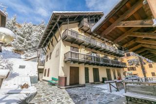 Rochebrune Apartments in Ski Resort - 0