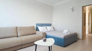 102 центр,3 раздельных места, 1-6 гостей 2-х комн кв с 2-мя кроватями и 2-мя диванами на 23м этаже,кондиционер,фильтр воды, смарт ТВ, интернет бесплатный - 8