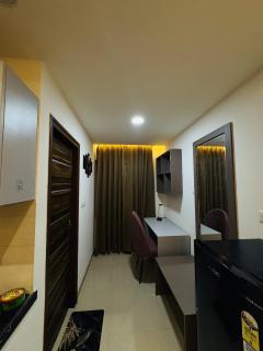 Premium Studio Retreat by Candlewick Homestays - 9