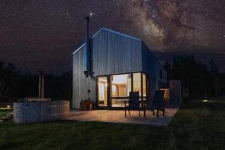 Juniper - Accessible Luxury Oceanview Cottage with Hot Tub & Private Beach Access near Cabot Trail - 9