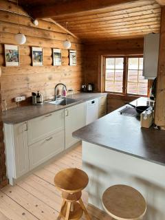 Stort Bjælkehus Med Havudsigt I Klint Bakker - 8