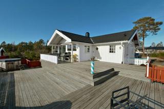 Cabin With California Vibe By Outer Oslofjord - 0