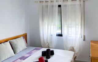 2 Bedroom Lovely Apartment In Estepona - 4