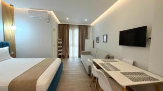 Modern Studio Apartment by-DelMar - 1