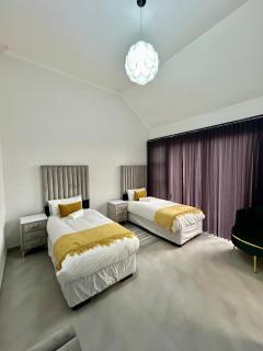 EHH Accommodation Hentiesbay - 1