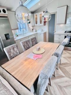 Etna Laurel at The Peaceful Cherry Lea Holiday Park and Fishing Lake Skegness - Burgh le Marsh - 6