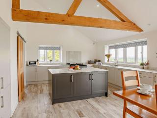 4 Bed in Combe St. Nicholas 83501 - 3