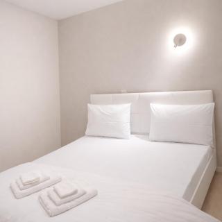 Faliro Grand - Your Spacious Thessaloniki Escape - 3