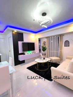 Welcome to lucky7suites - Manila - 9