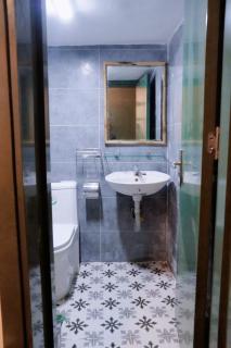 West Lake View Apartment, 5 minutes from Hanoi Old Quarter Street, Ba Dinh Square - 5