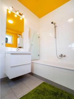 Premium Duplex 2BR for 6 with Balcony near City Museums Metro U3 U2 - 5