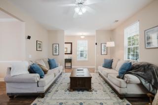 Dogs welcome! Adorable 3-Bedroom Coastal Home in Historic Old Town Bluffton - 1