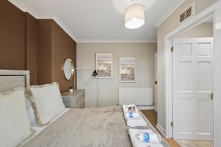 Glebe House - 3