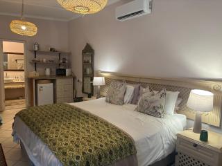 In the Vine Country Manor Guesthouse - 8