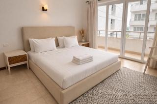 Imagine Luxe Bohemian 1 Bedroom by YourHost - 9