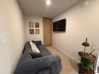 Downtown Condo with Den and Pool Access - 2