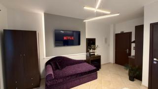 MG Luxury Living - 2