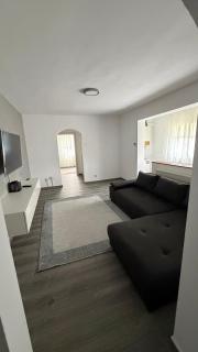 Luxury Lion Crib2 - 0