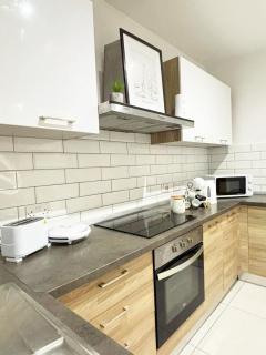 Large Paceville Central Apartment 3 - 1